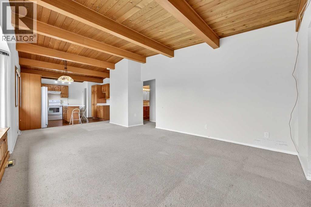 920 87 Avenue SW, Calgary, Alberta  T2V 0W1 - Photo 6 - A2312172