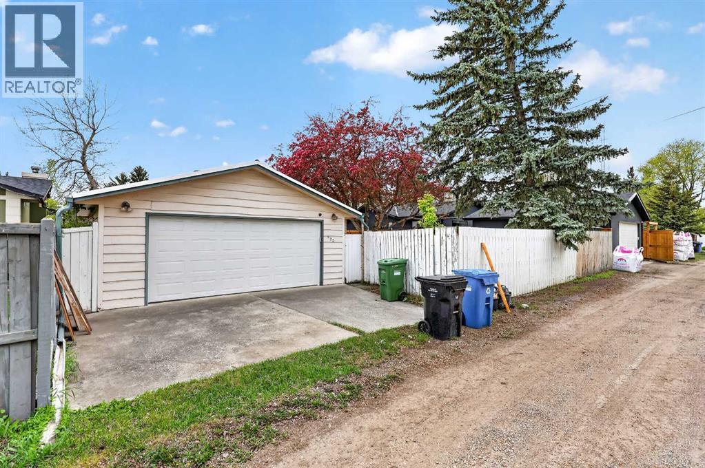 920 87 Avenue SW, Calgary, Alberta  T2V 0W1 - Photo 44 - A2312172