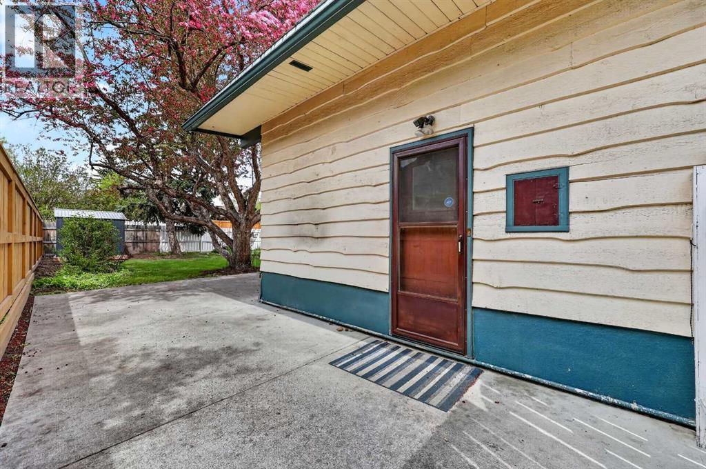 920 87 Avenue SW, Calgary, Alberta  T2V 0W1 - Photo 34 - A2312172