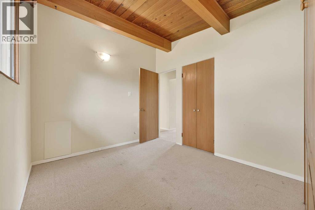 920 87 Avenue SW, Calgary, Alberta  T2V 0W1 - Photo 21 - A2312172