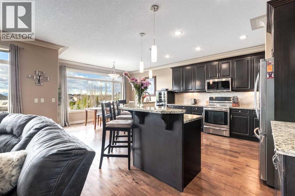 7 Sunset Way, Cochrane, Alberta  T4C 0G2 - Photo 8 - A2312906