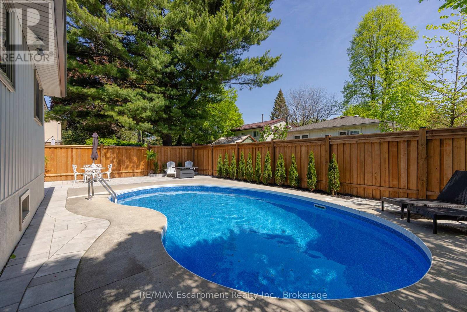 173 Chebucto Drive, Oakville, Ontario  L6J 5R1 - Photo 4 - W13157368