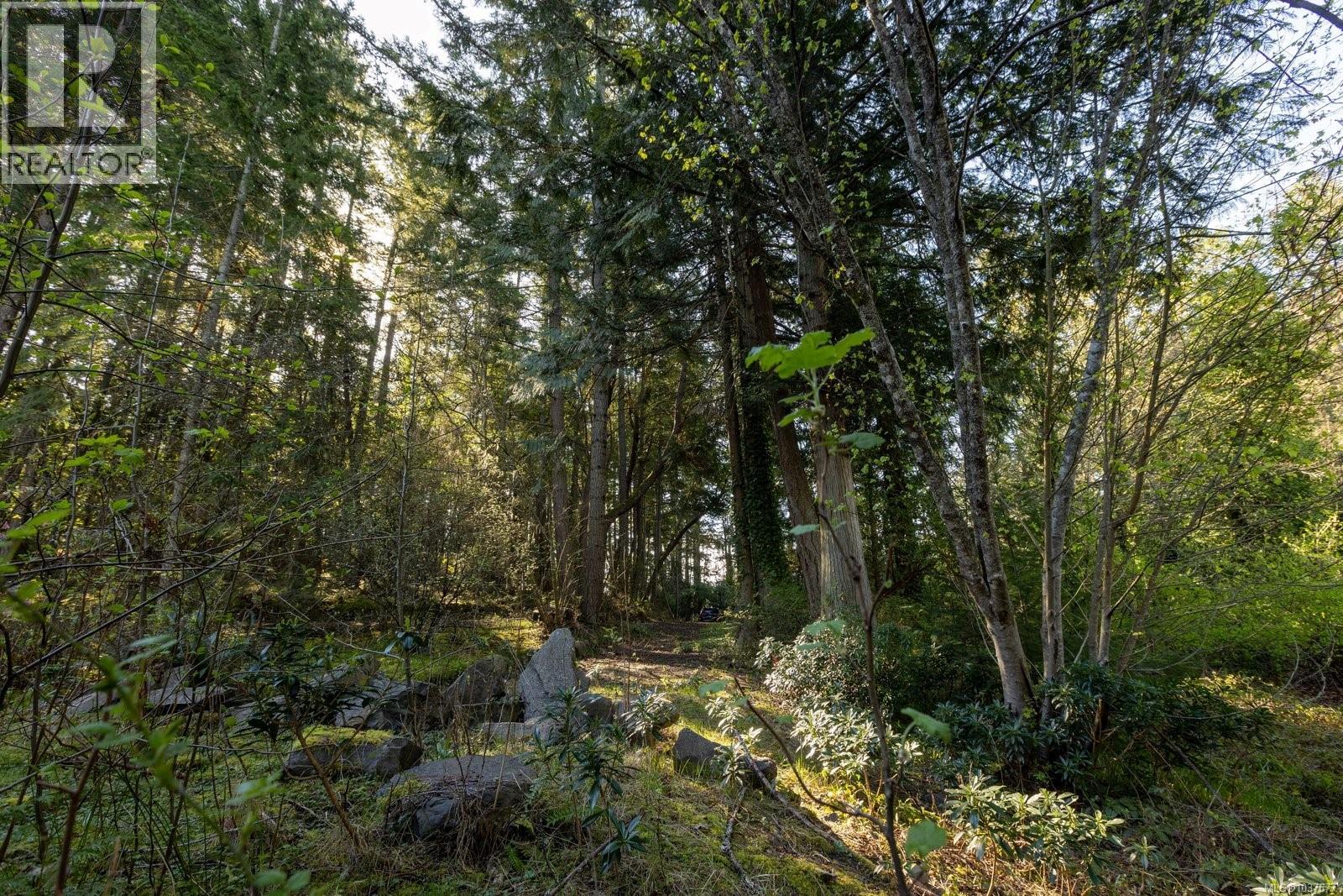 2218 Dolphin Rd, North Saanich, British Columbia V8L 5Y7 - Photo 16 - 1037677