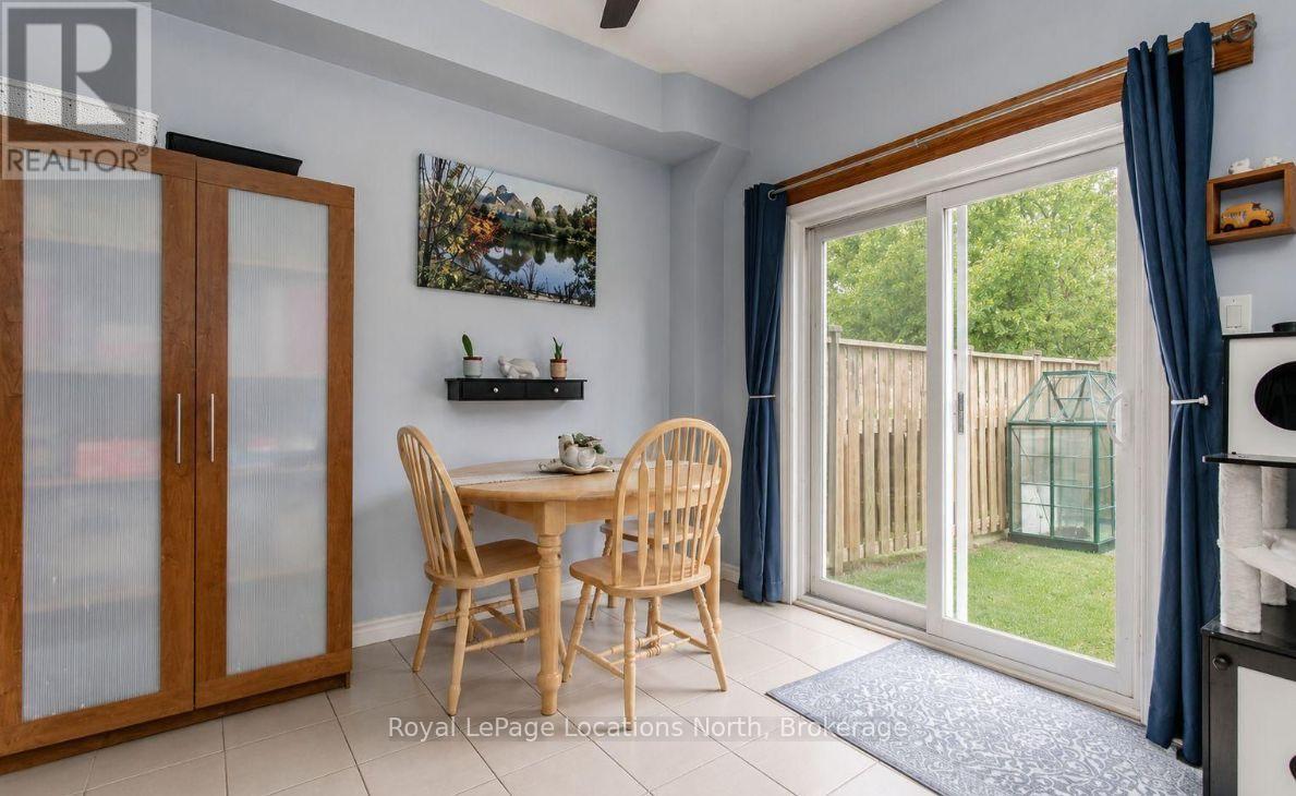 16 Arcadia Road, Wasaga Beach, Ontario  L9Z 3C7 - Photo 7 - S13157434
