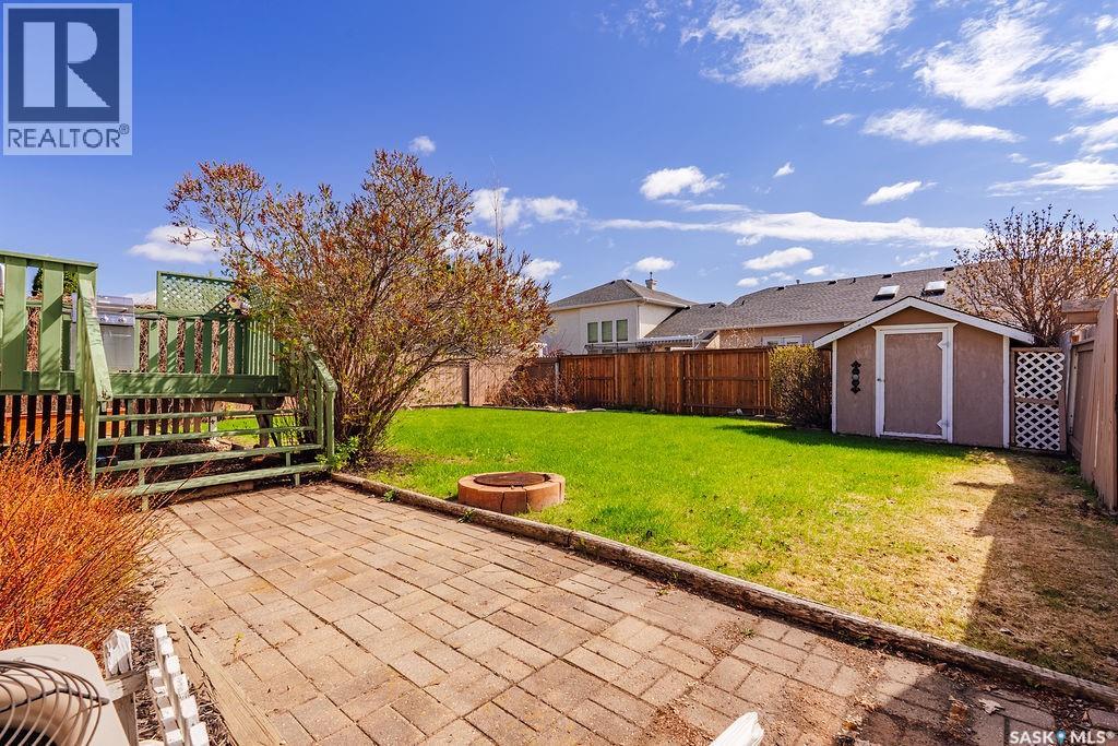 671 Fairbrother Place, Saskatoon, Saskatchewan  S7S 1J2 - Photo 37 - SK033047