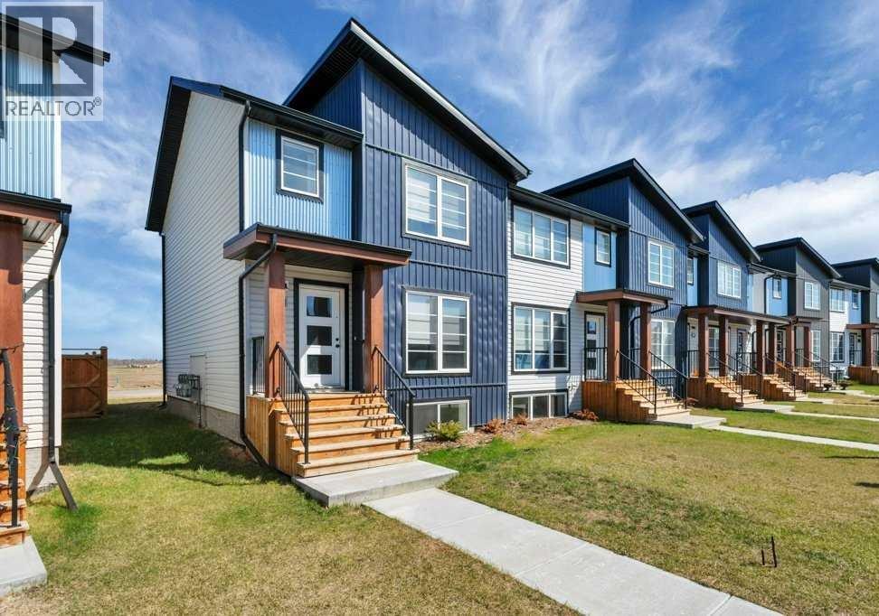 58 Lake Street, Rural Red Deer County, Alberta  T4E 3C9 - Photo 2 - A2309409