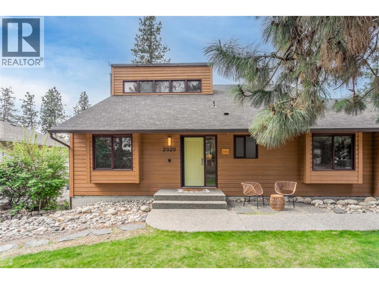 2020 Bennett Road, Kelowna, British Columbia  V1V 2C1 - Photo 5 - 10384305