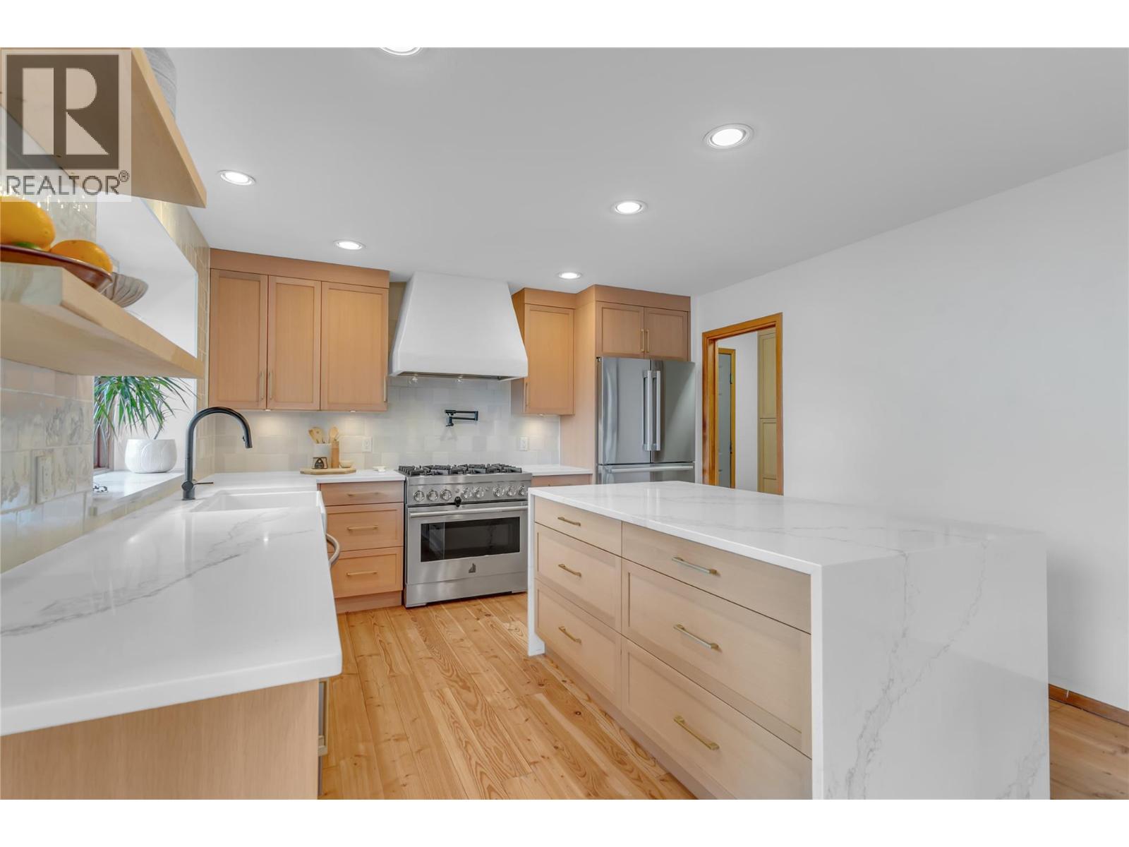 2020 Bennett Road, Kelowna, British Columbia  V1V 2C1 - Photo 13 - 10384305