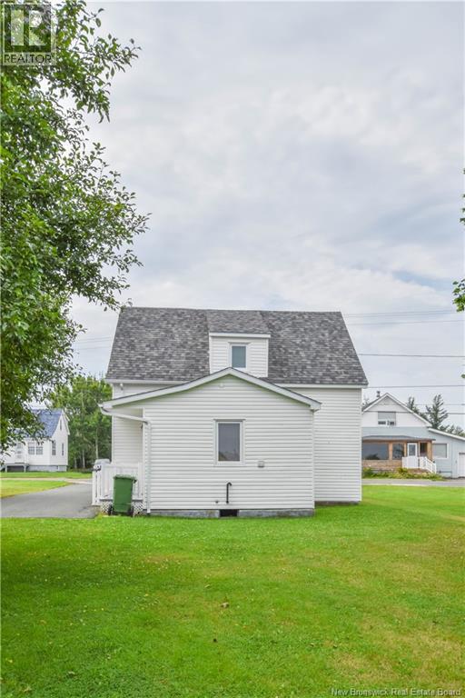 310 Jd Gauthier Boulevard, Shippagan, New Brunswick  E8S 1R4 - Photo 7 - NB140058