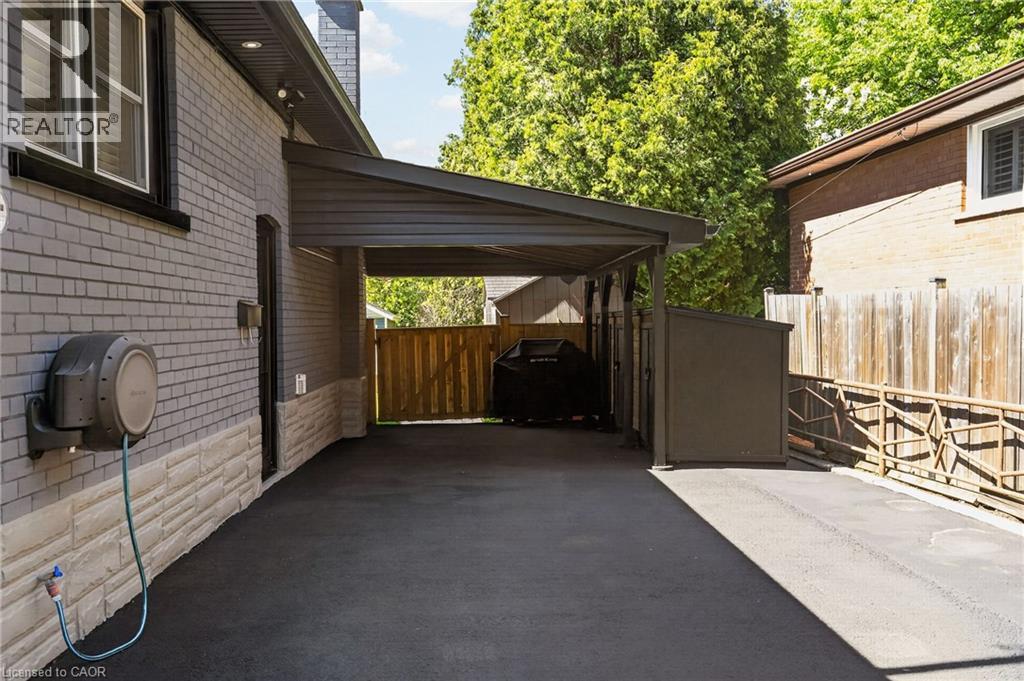 1396 Niels Avenue, Burlington, Ontario  L7P 2E4 - Photo 37 - 40832272