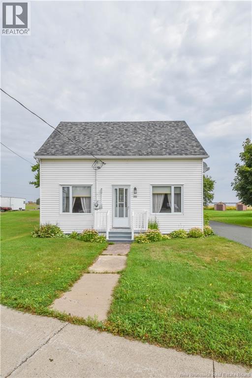 310 Jd Gauthier Boulevard, Shippagan, New Brunswick  E8S 1R4 - Photo 11 - NB140058