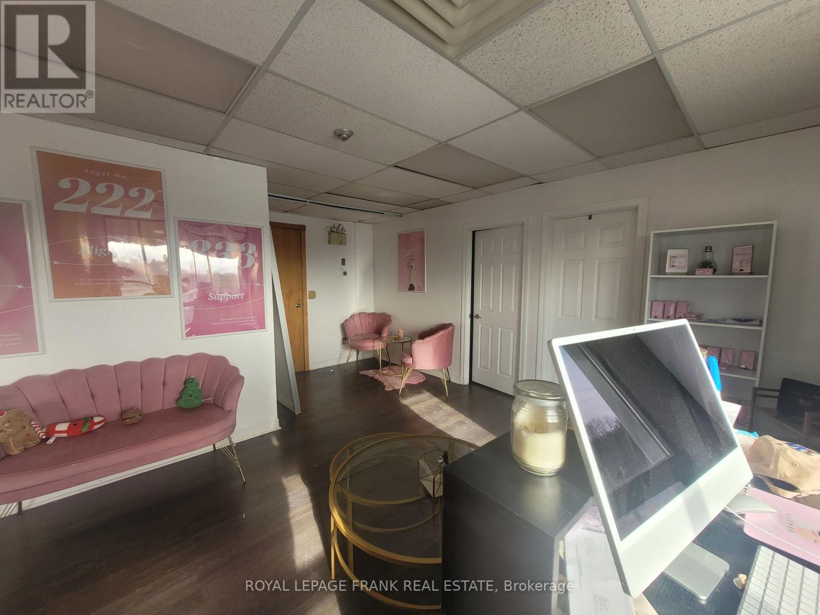 Suite 204 - 1500 King Street W, Clarington, Ontario  L1E 1H5 - Photo 1 - E13157230
