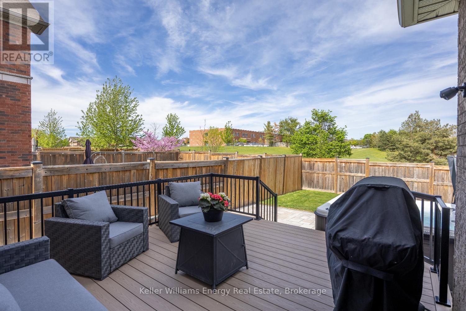 19 St Augustine Drive, Whitby, Ontario  L1M 0L7 - Photo 37 - E13157450