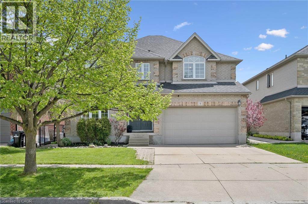 9 Erbach Street, Baden, Ontario  N3A 2L3 - Photo 2 - 40831454