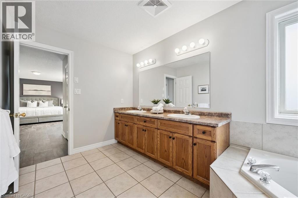 9 Erbach Street, Baden, Ontario  N3A 2L3 - Photo 28 - 40831454