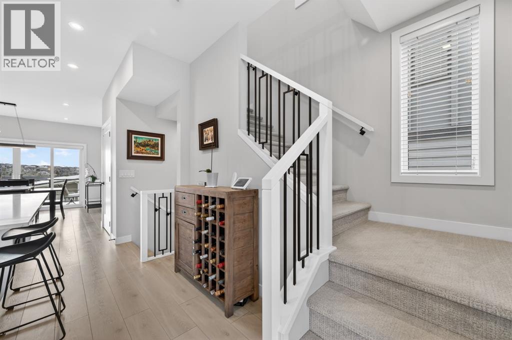 3088 85 Street SW, Calgary, Alberta  T3H 4C4 - Photo 17 - A2308239