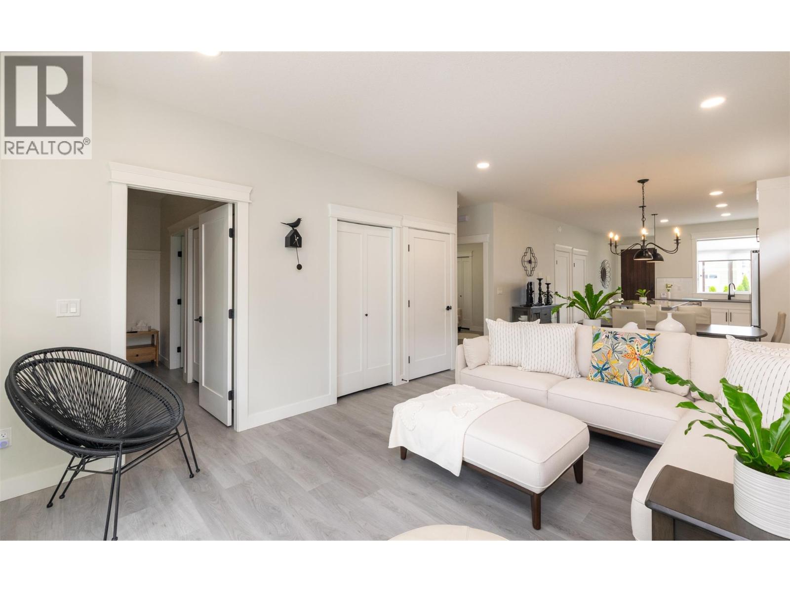 2334 6 Avenue SE, Salmon Arm, British Columbia  V1E 0H1 - Photo 16 - 10372404