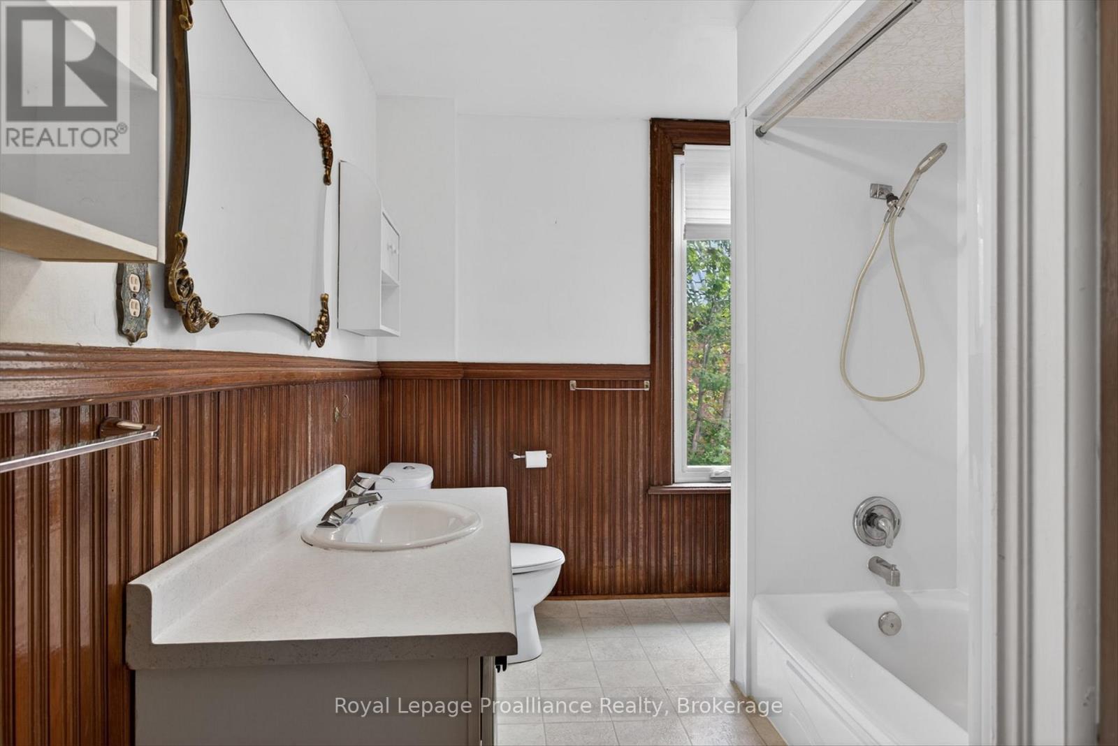 70 Wellington Street, Kawartha Lakes, Ontario  K9V 3N7 - Photo 19 - X13157134