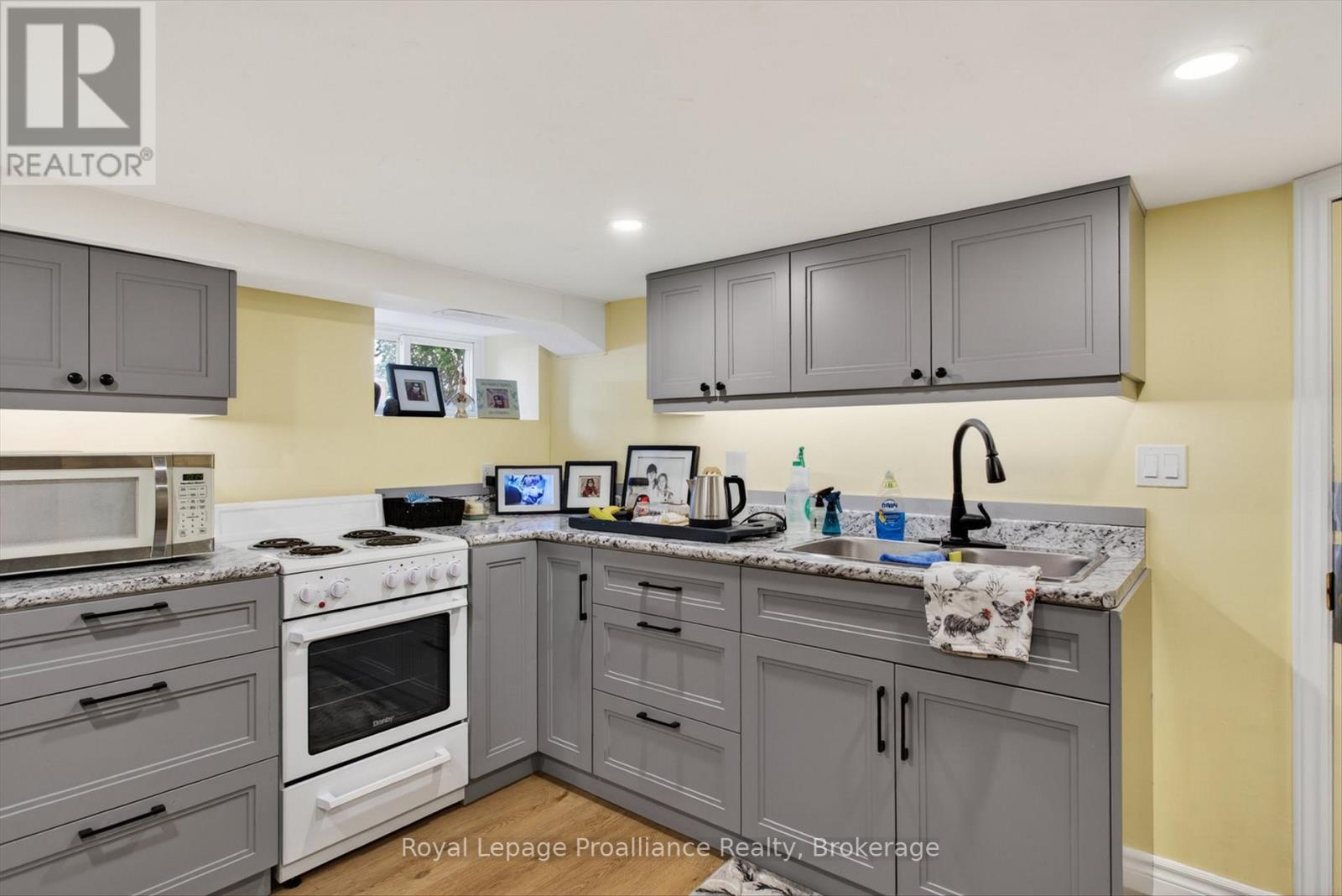 70 Wellington Street, Kawartha Lakes, Ontario  K9V 3N7 - Photo 30 - X13157134