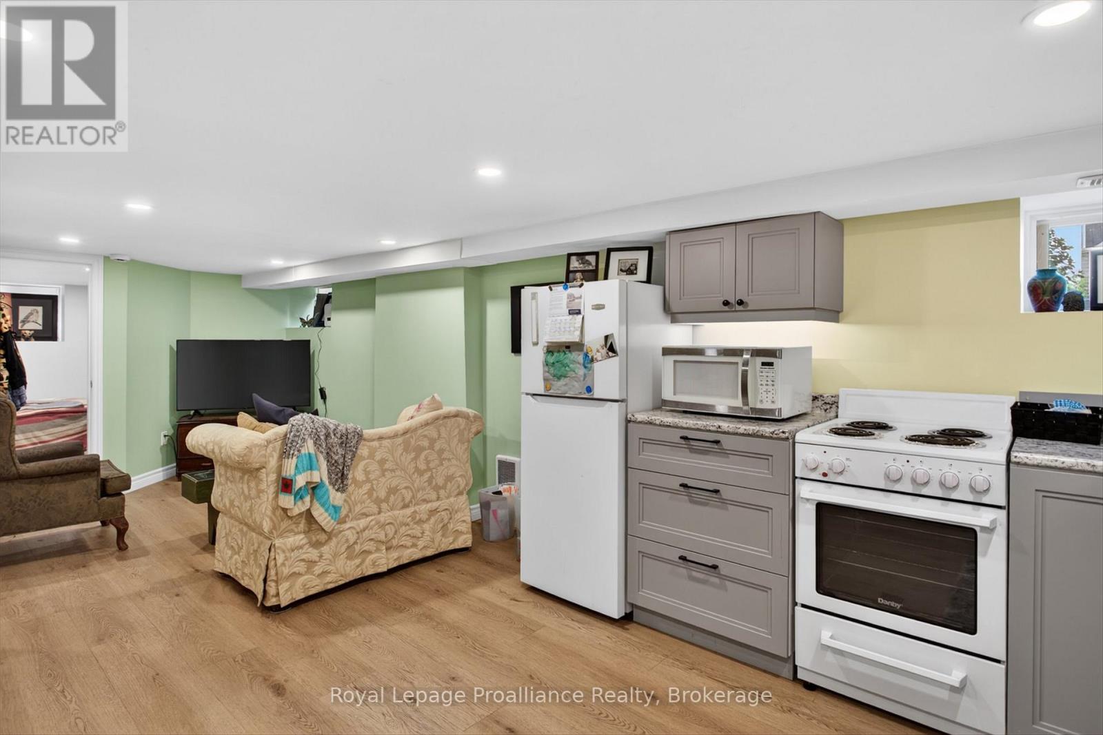 70 Wellington Street, Kawartha Lakes, Ontario  K9V 3N7 - Photo 31 - X13157134