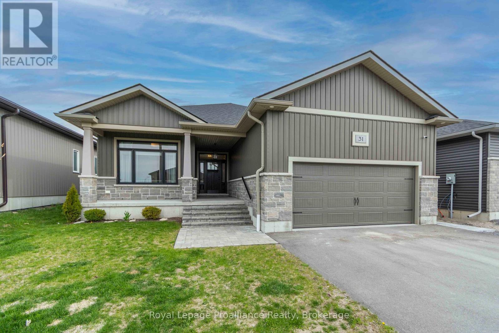 31b Schmidt Way, Quinte West, Ontario  K8V 5P4 - Photo 1 - X13157330