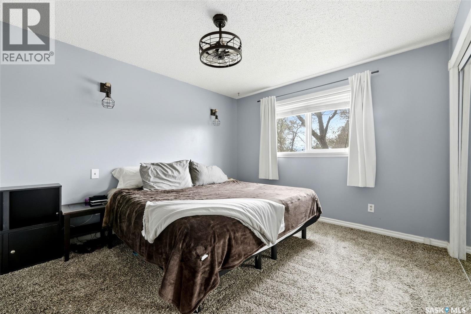 862 Worobetz Crescent N, Regina, Saskatchewan  S4X 2C3 - Photo 12 - SK036736