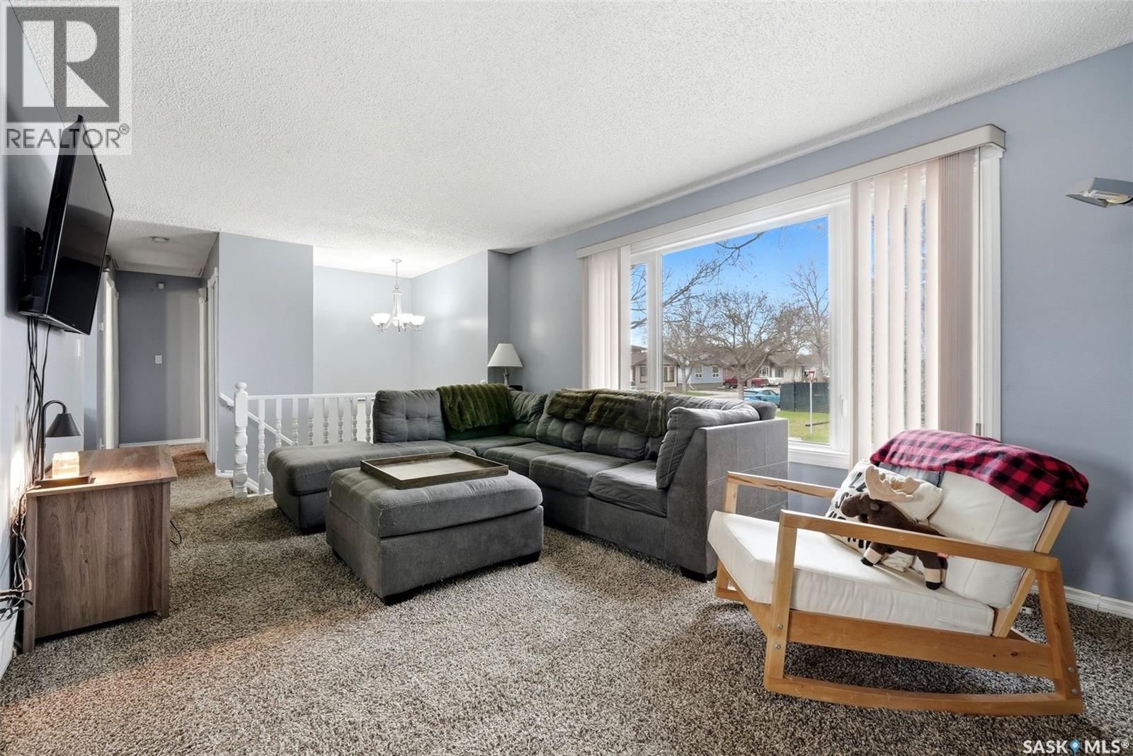 862 Worobetz Crescent N, Regina, Saskatchewan  S4X 2C3 - Photo 4 - SK036736