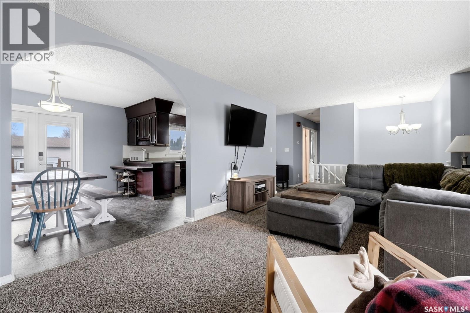 862 Worobetz Crescent N, Regina, Saskatchewan  S4X 2C3 - Photo 6 - SK036736