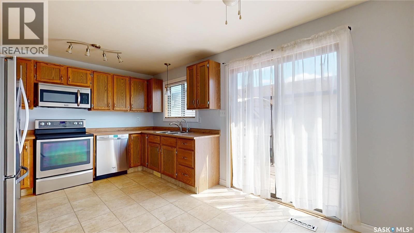 1134 Brown Street, Regina, Saskatchewan  S4N 6K6 - Photo 16 - SK036720