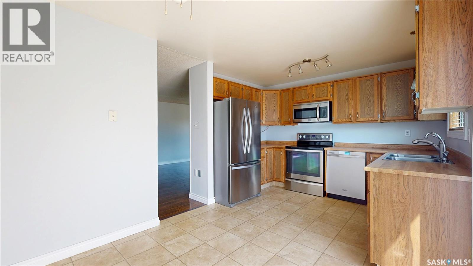 1134 Brown Street, Regina, Saskatchewan  S4N 6K6 - Photo 17 - SK036720
