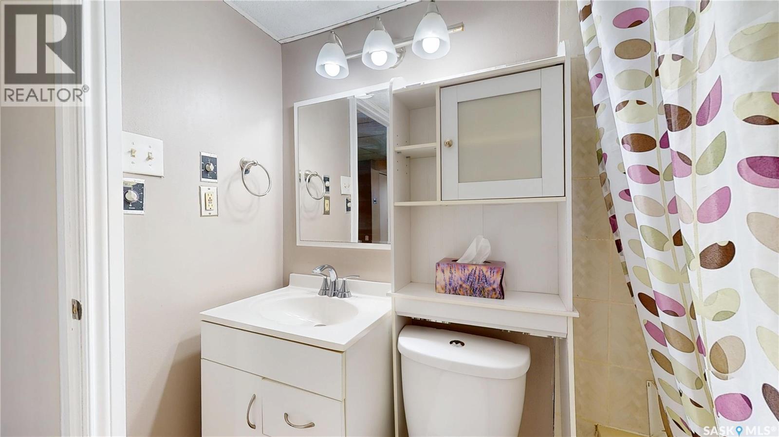 1134 Brown Street, Regina, Saskatchewan  S4N 6K6 - Photo 37 - SK036720