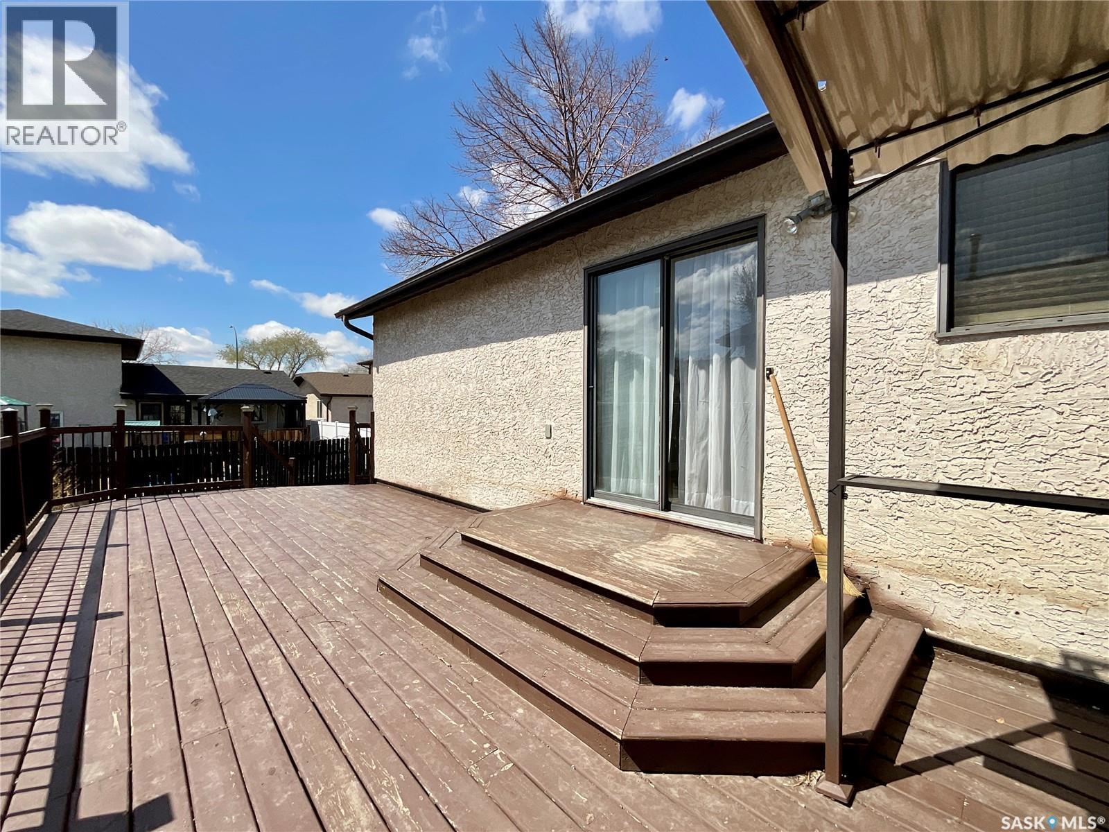 1134 Brown Street, Regina, Saskatchewan  S4N 6K6 - Photo 49 - SK036720