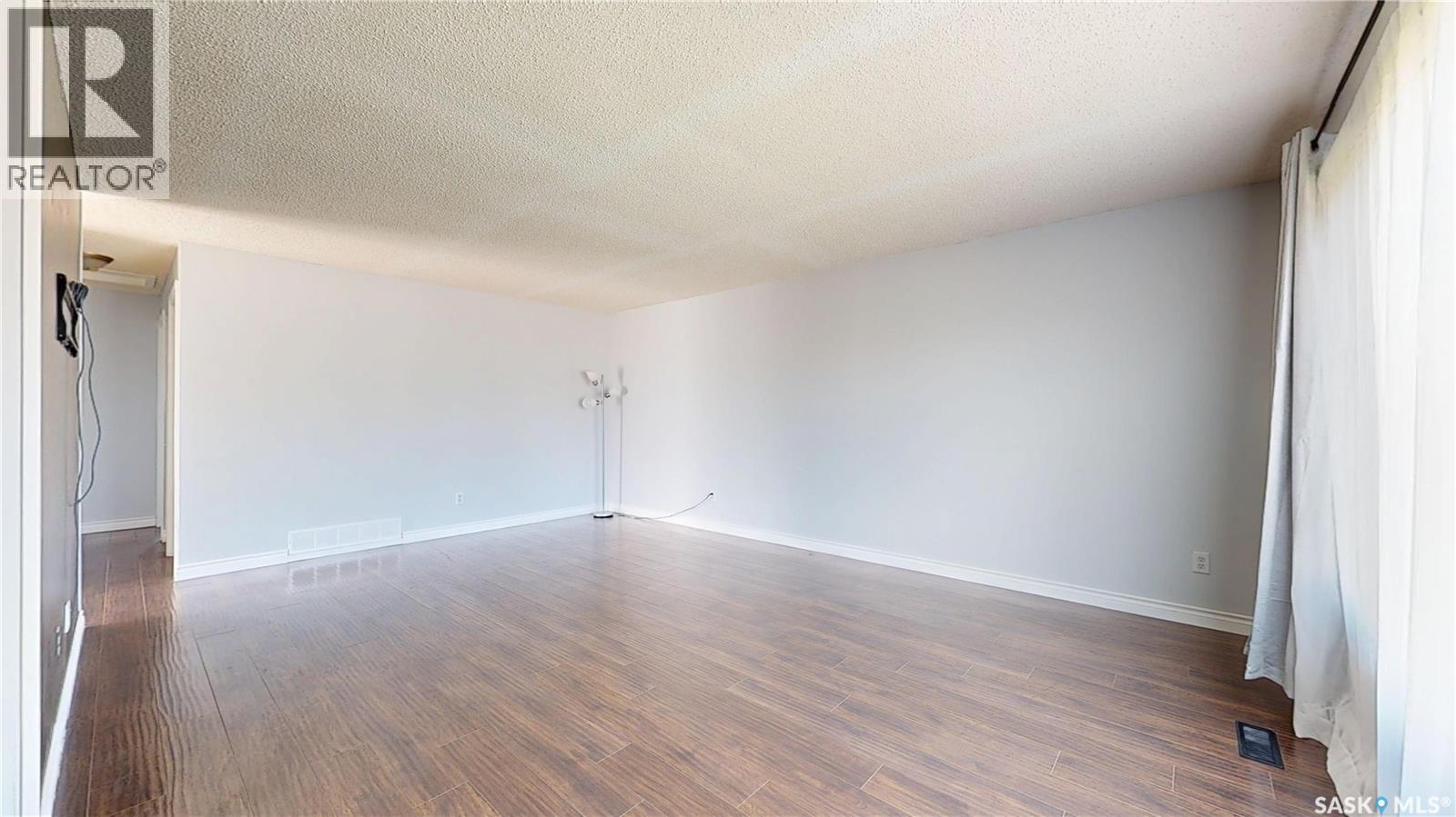 1134 Brown Street, Regina, Saskatchewan  S4N 6K6 - Photo 7 - SK036720