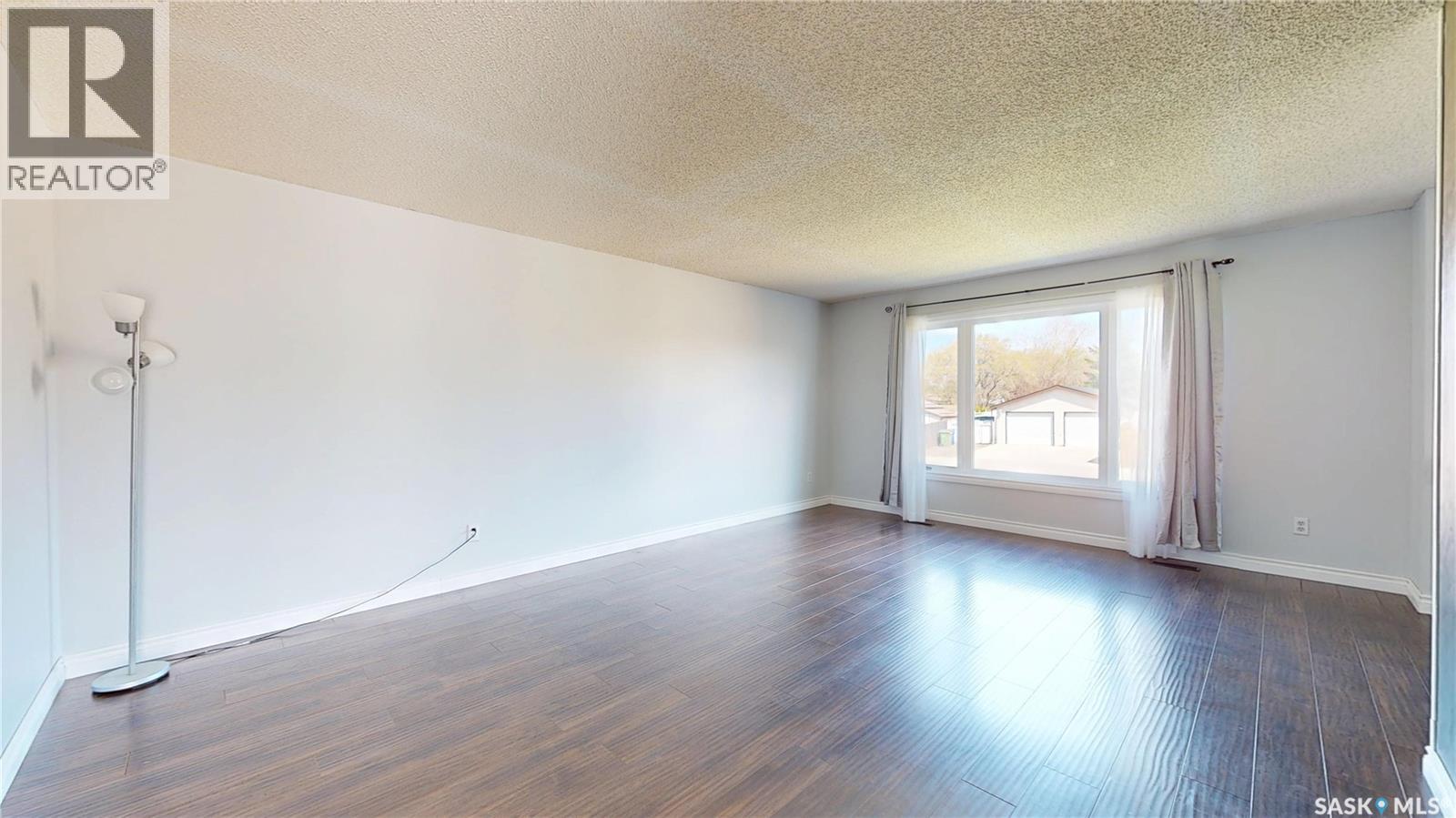 1134 Brown Street, Regina, Saskatchewan  S4N 6K6 - Photo 9 - SK036720