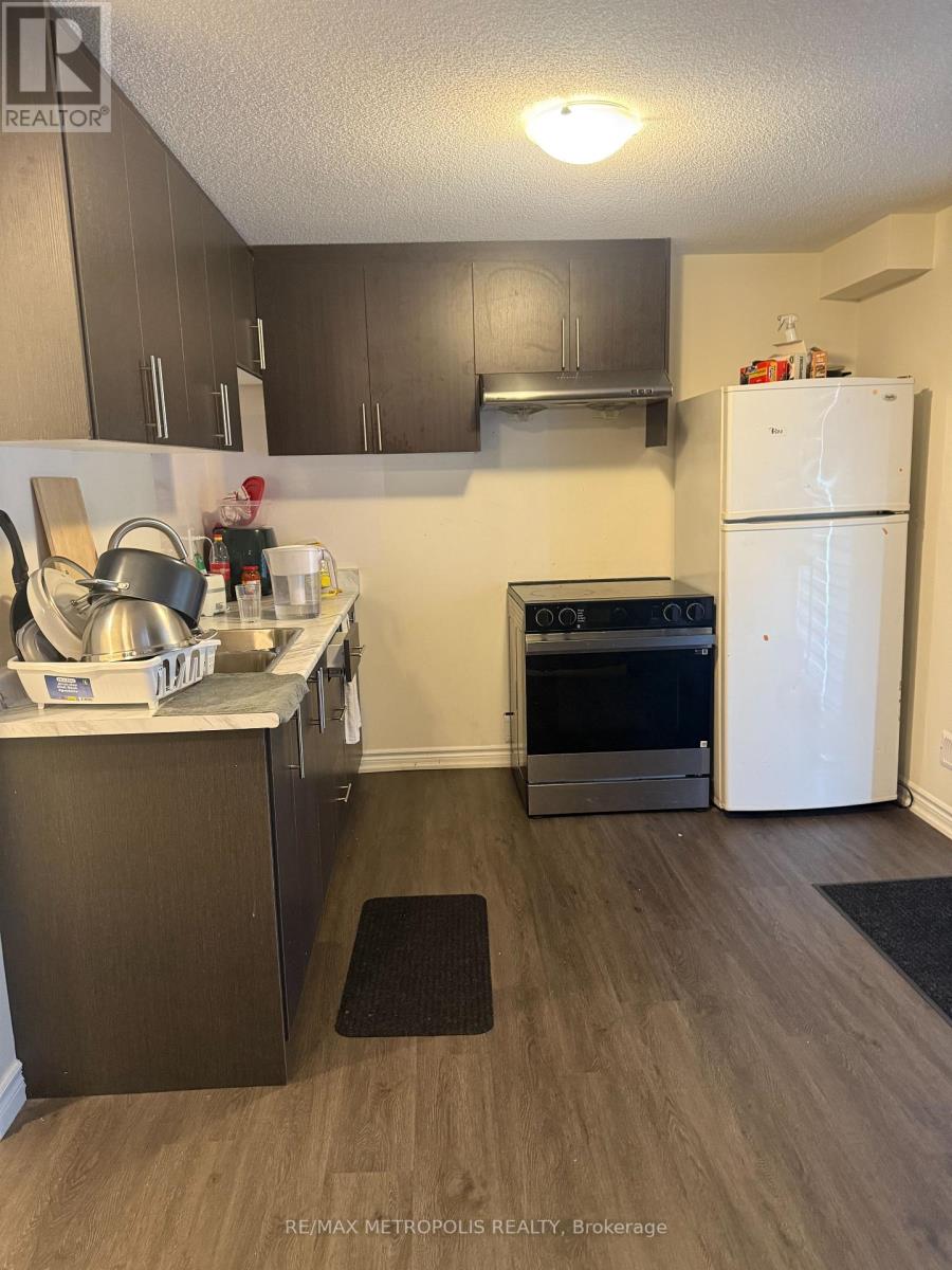 1207 Wilmington Avenue, Oshawa, Ontario  L1L 0T4 - Photo 9 - E13098118