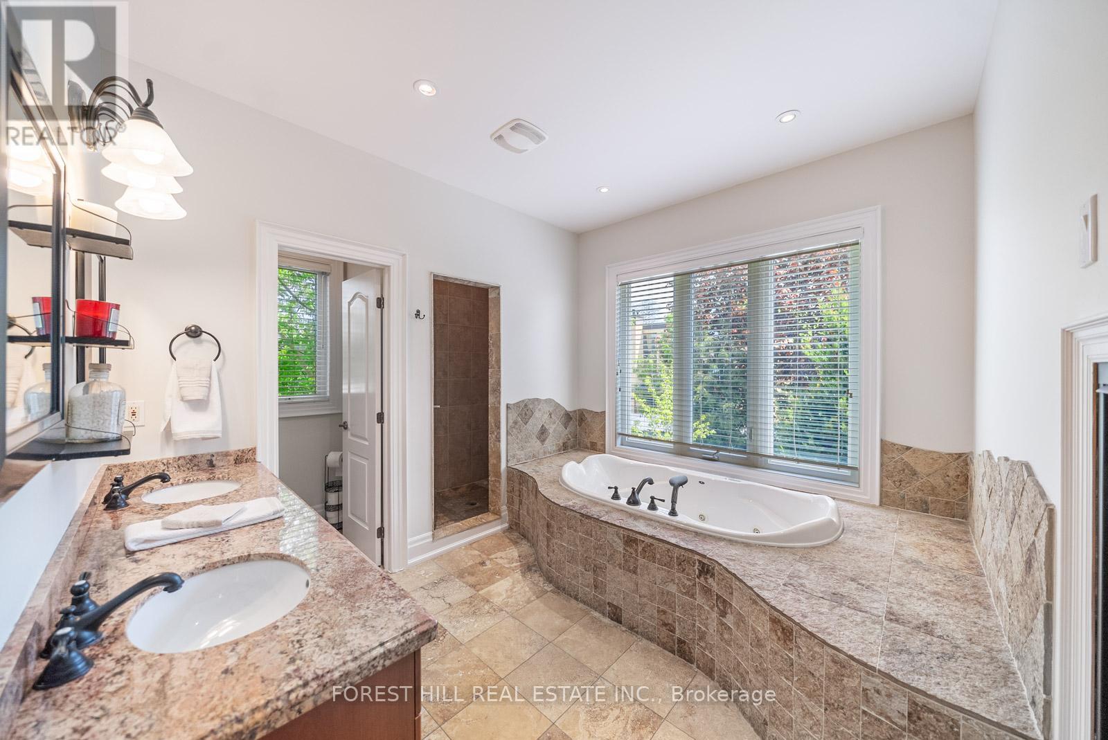 109 Dell Park Avenue, Toronto, Ontario  M6B 2V2 - Photo 31 - C13157214