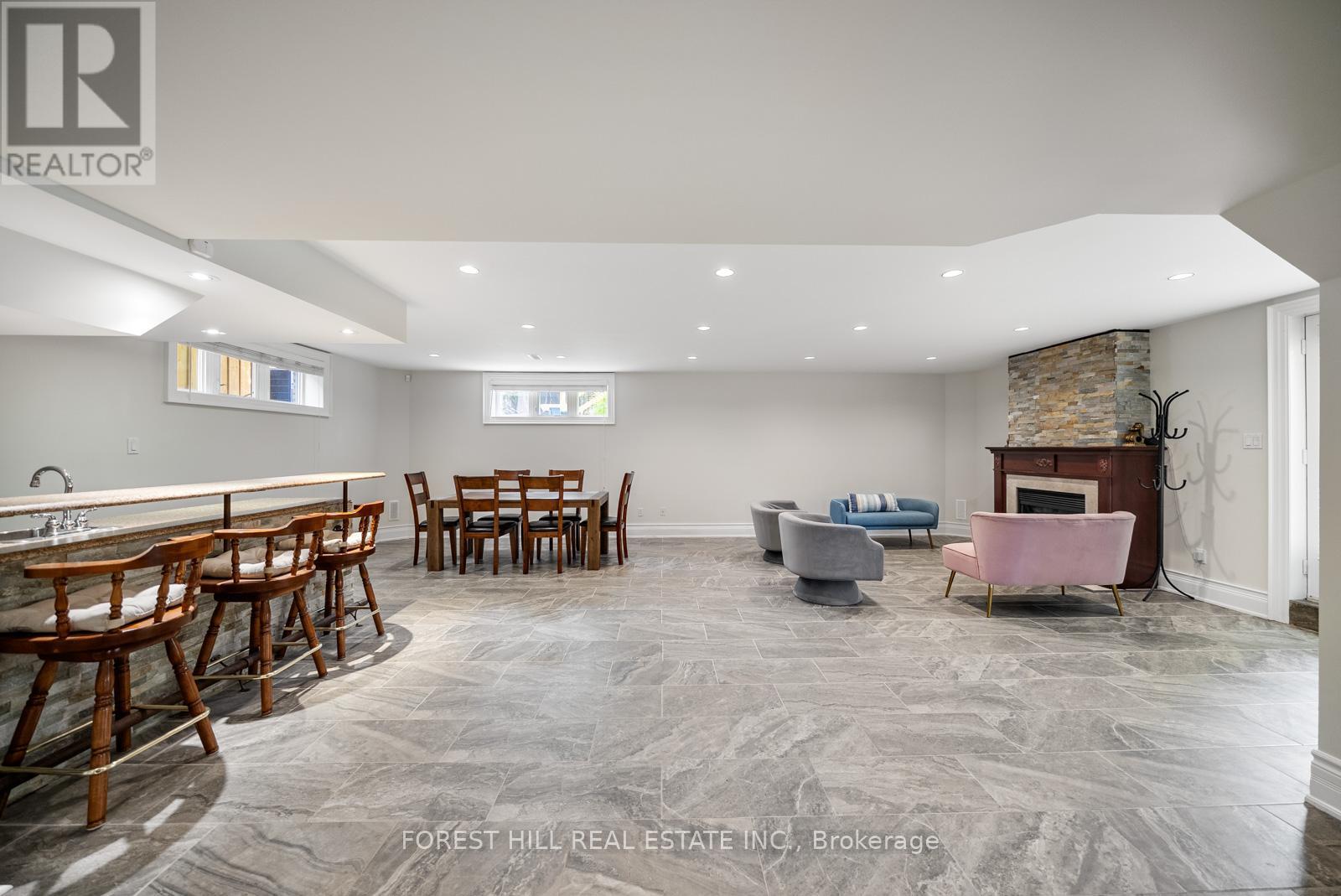 109 Dell Park Avenue, Toronto, Ontario  M6B 2V2 - Photo 42 - C13157214