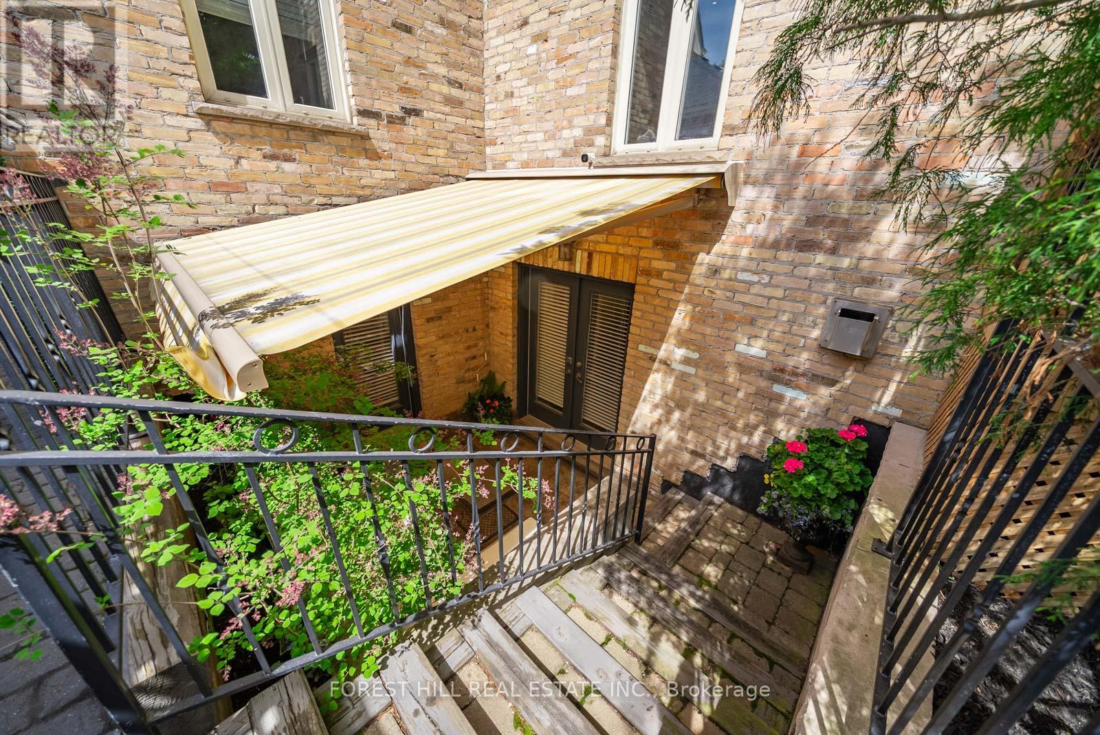 109 Dell Park Avenue, Toronto, Ontario  M6B 2V2 - Photo 49 - C13157214