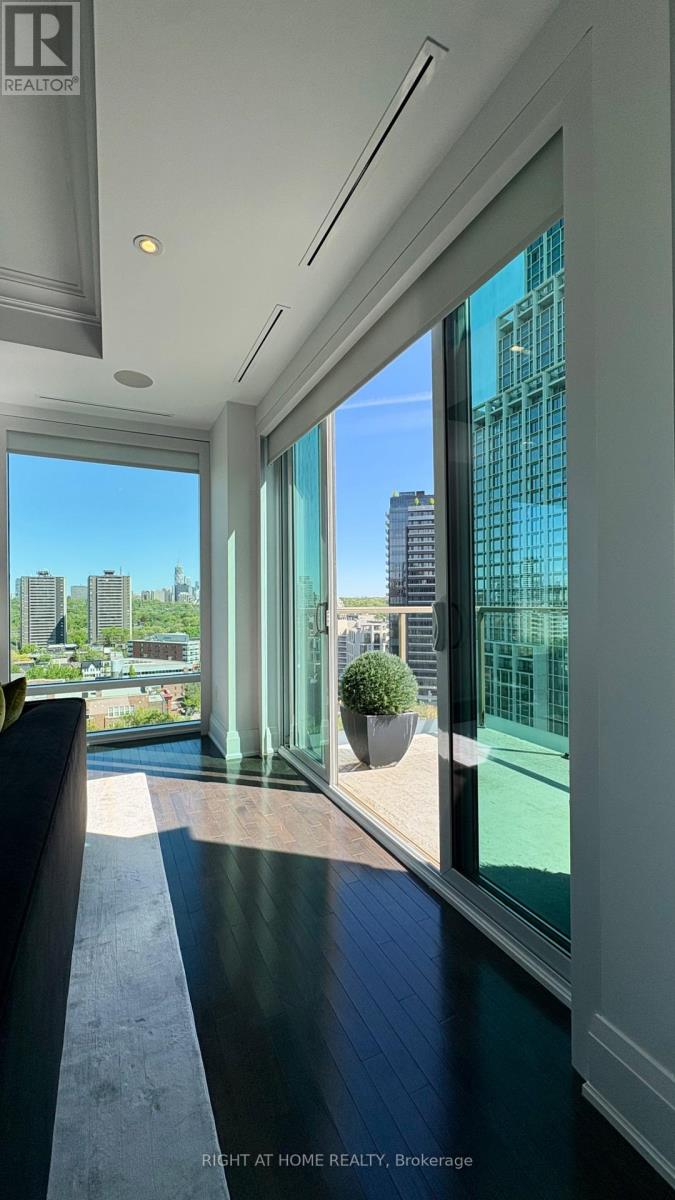 1402 - 80 Yorkville Avenue Ne, Toronto, Ontario  M5R 2C2 - Photo 14 - C13157282