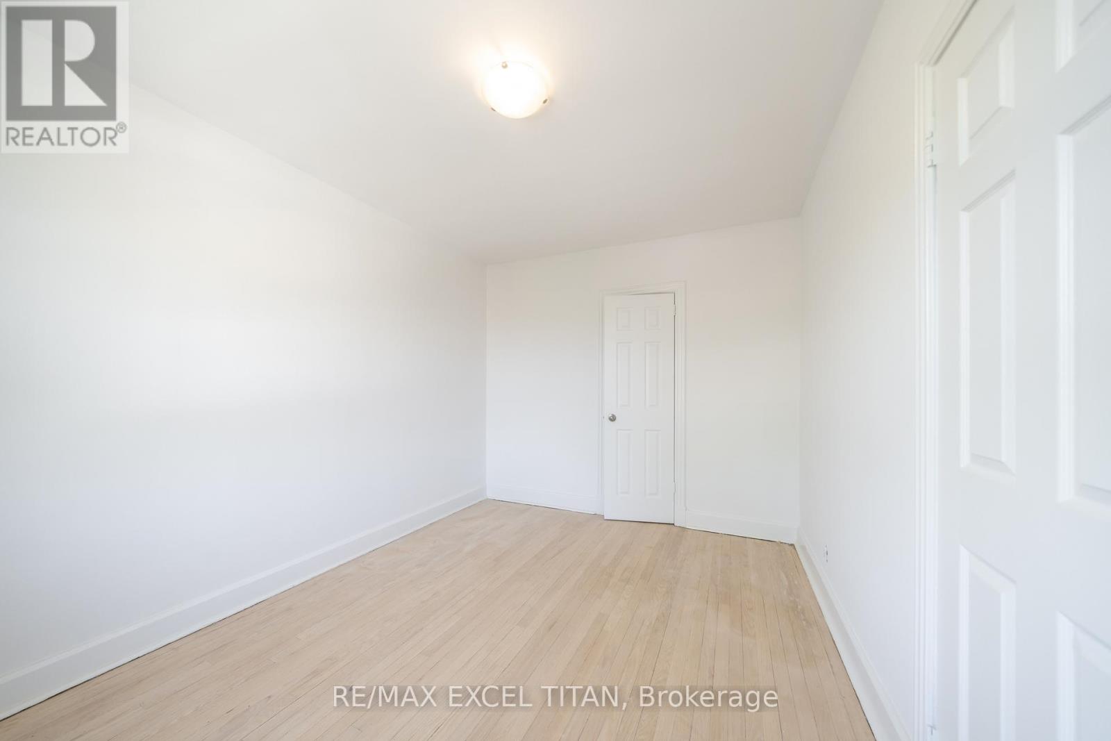 31 - 1 Mallory Gardens, Toronto, Ontario  M4V 2A6 - Photo 7 - C13157412