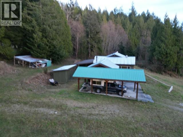 4002 Highway 101, Powell River, British Columbia   - Photo 30 - 19629