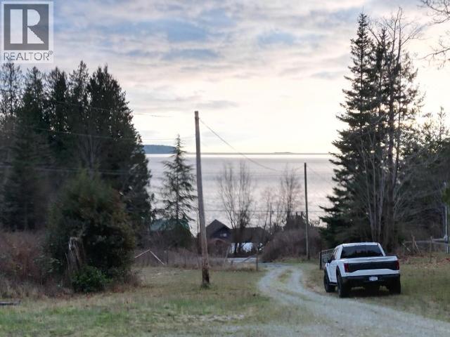 4002 Highway 101, Powell River, British Columbia   - Photo 29 - 19629