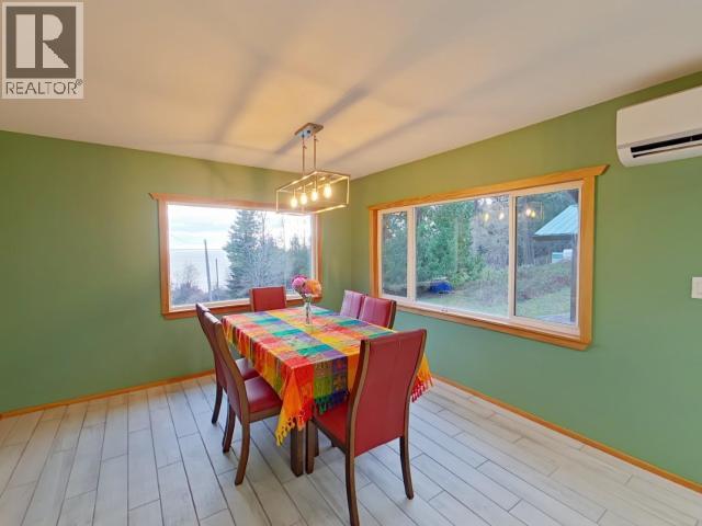 4002 Highway 101, Powell River, British Columbia   - Photo 11 - 19629