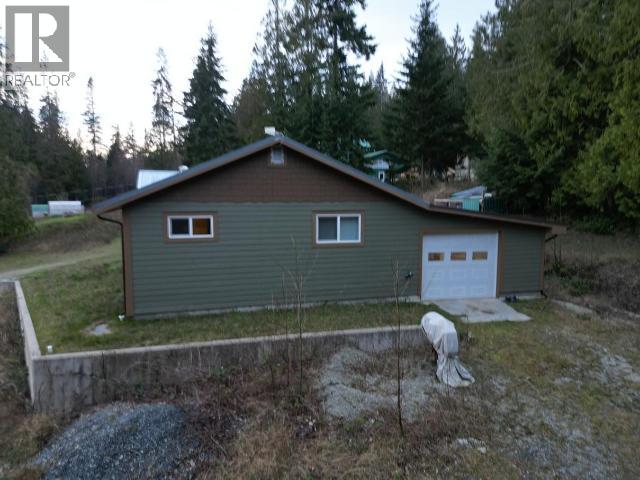 4002 Highway 101, Powell River, British Columbia   - Photo 27 - 19629
