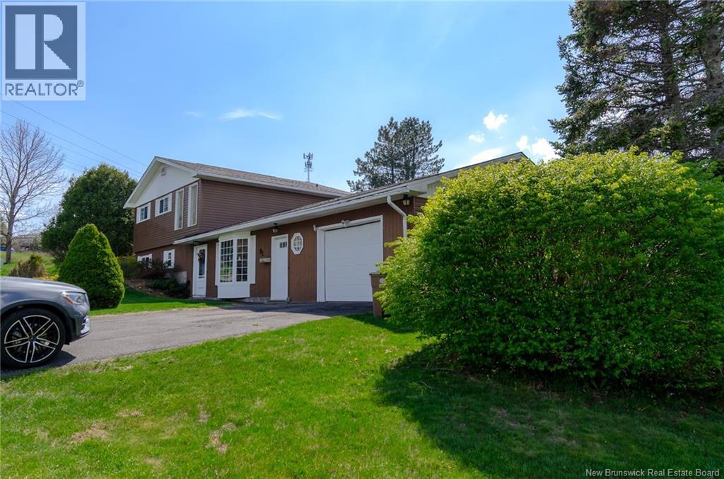 91 Westgate Drive, Saint John, New Brunswick  E2M 5C7 - Photo 2 - NB140014