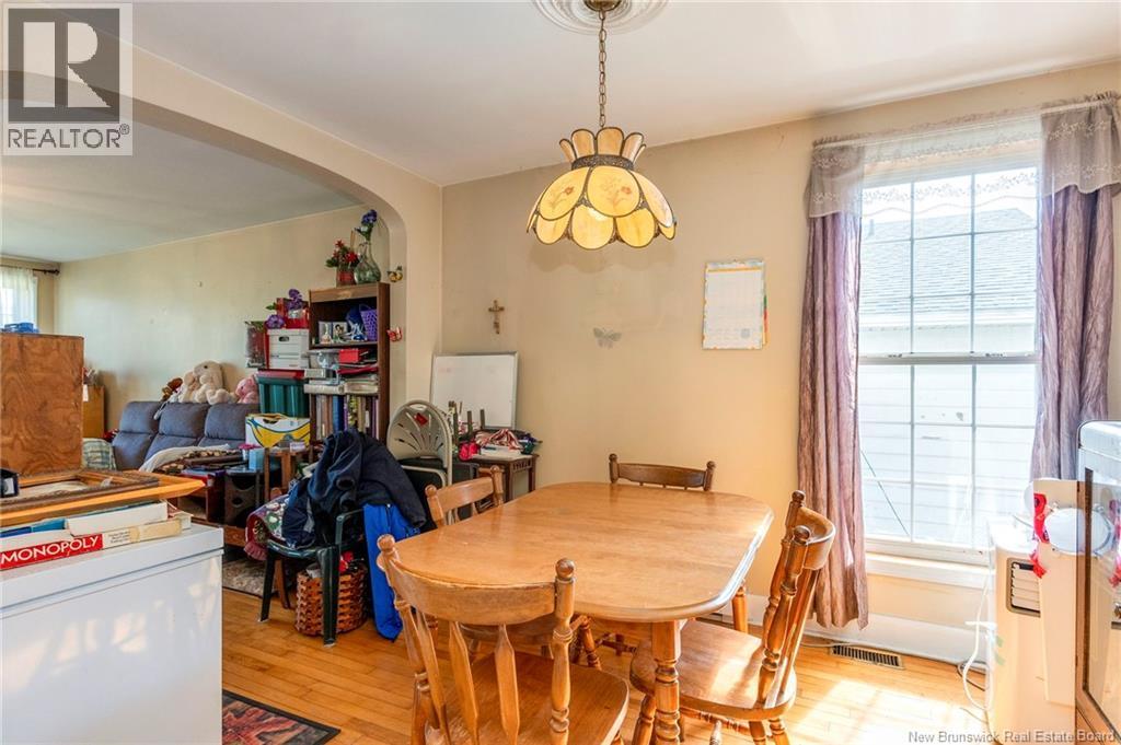 307 Main Street, Sussex, New Brunswick  E4E 1R7 - Photo 11 - NB139782