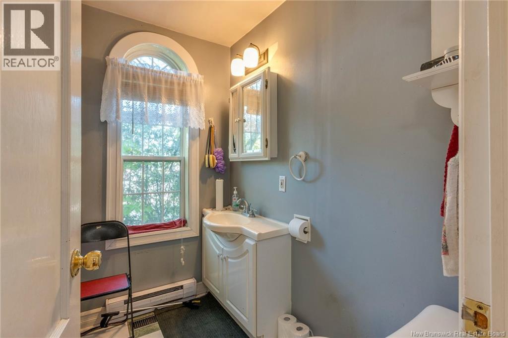 307 Main Street, Sussex, New Brunswick  E4E 1R7 - Photo 20 - NB139782