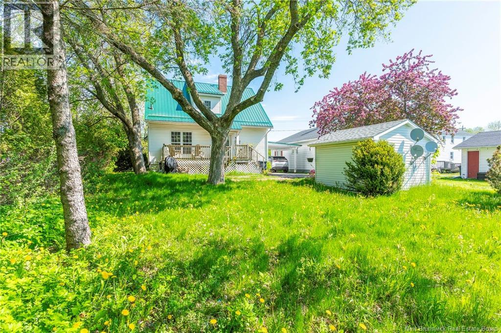307 Main Street, Sussex, New Brunswick  E4E 1R7 - Photo 48 - NB139782