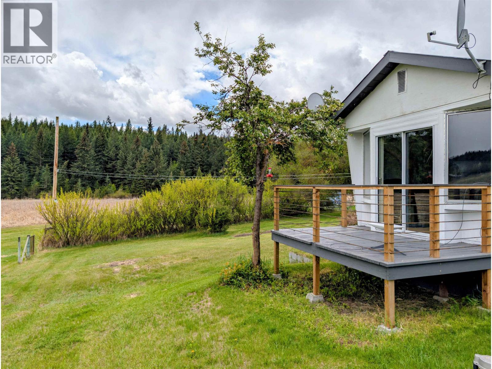 1442 Chimney Valley Road, Williams Lake, British Columbia  V2G 4W6 - Photo 3 - R3062340