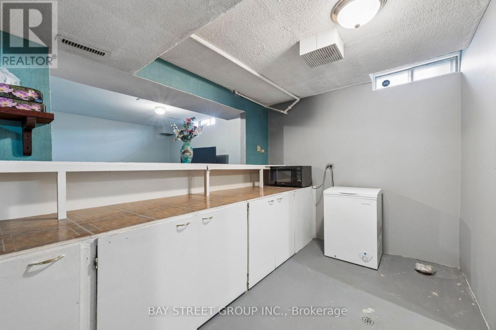 1165 Southdale Avenue S, Oshawa, Ontario  L1H 7Y9 - Photo 30 - E13157120